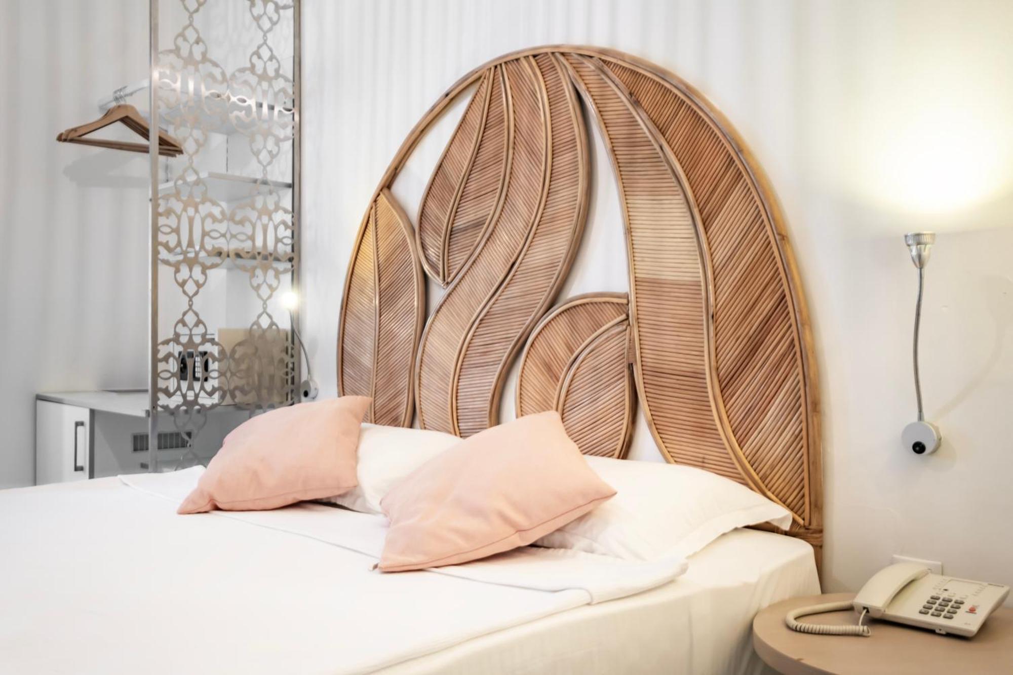 Otel Babana 2*
